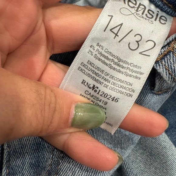 Kenzie  Blue Jeans - Picture 5 of 5